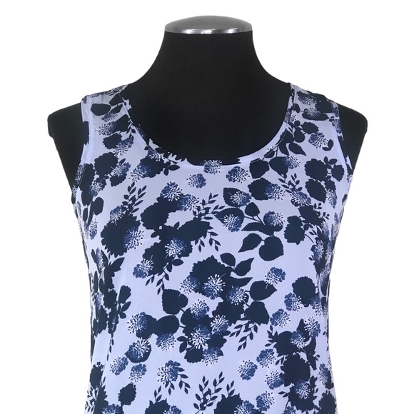 SOLD - LOFT - Petite Floral Mixed Media Top - Picture 3 of 10